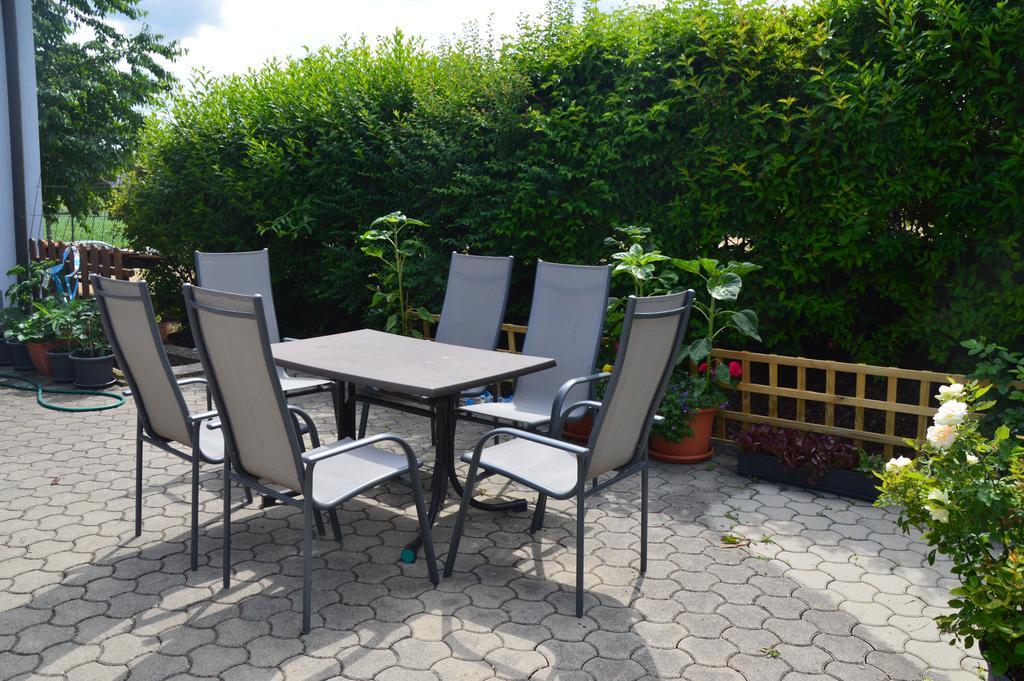 Ferienwohnung Familie Stuhr Staatz Esterno foto
